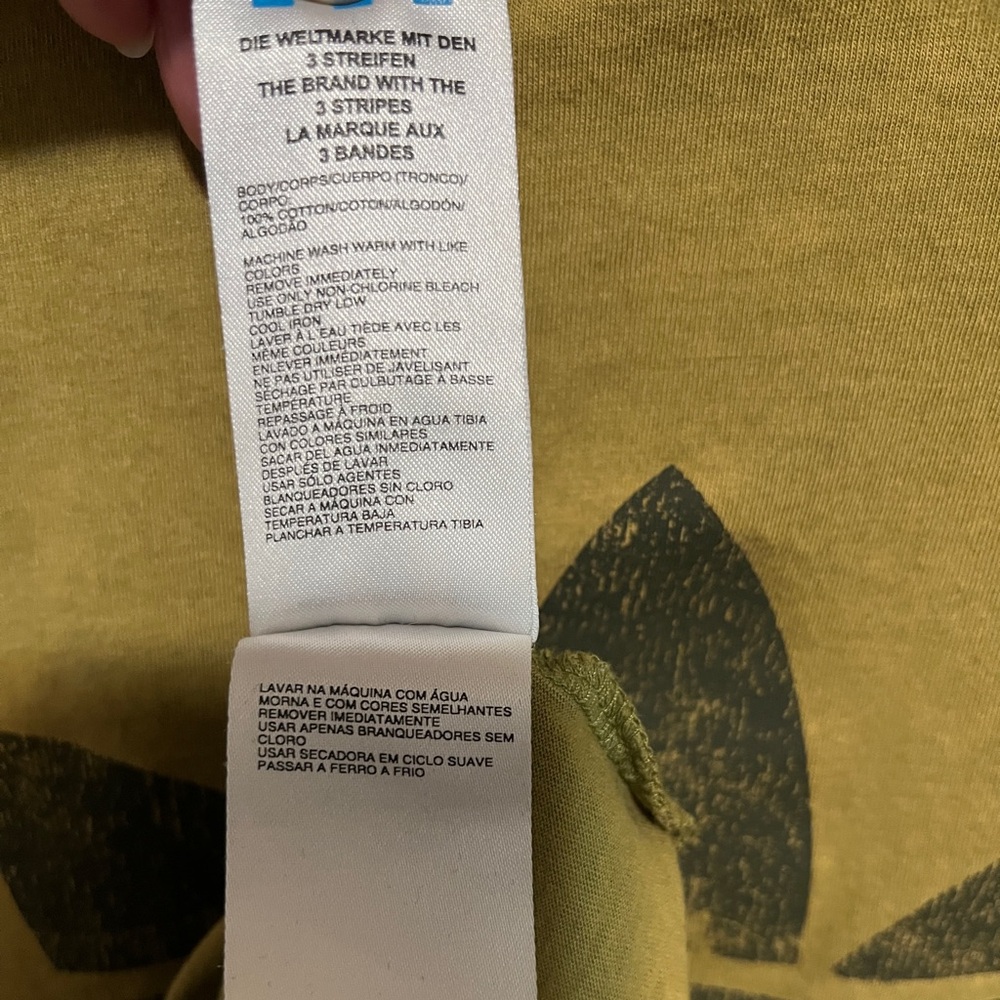 Adidas Sample Tee, size L - Picture 9 of 9